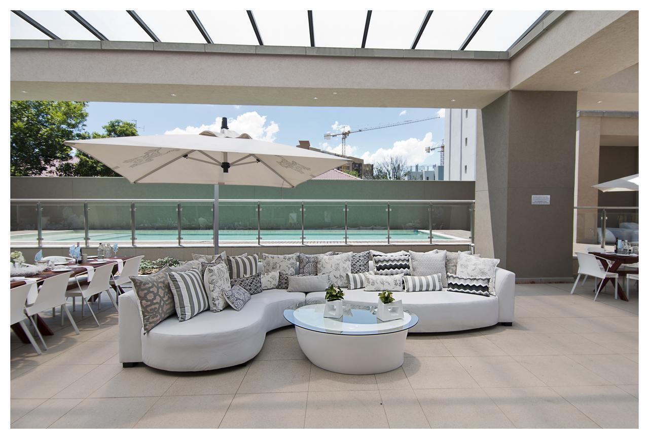 Sandton Skye Johannesburg Exterior photo
